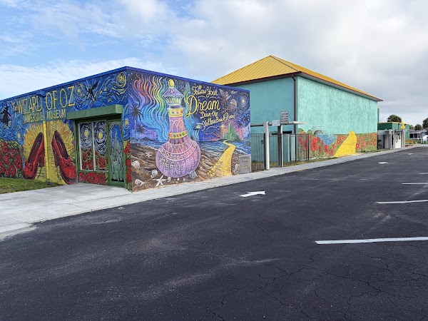 The Wizard of Oz Museum & Van Gogh