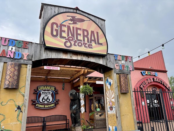 Uranus Fudge Factory And General Store - Uranus Missouri